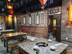 375平精装修餐饮店转让